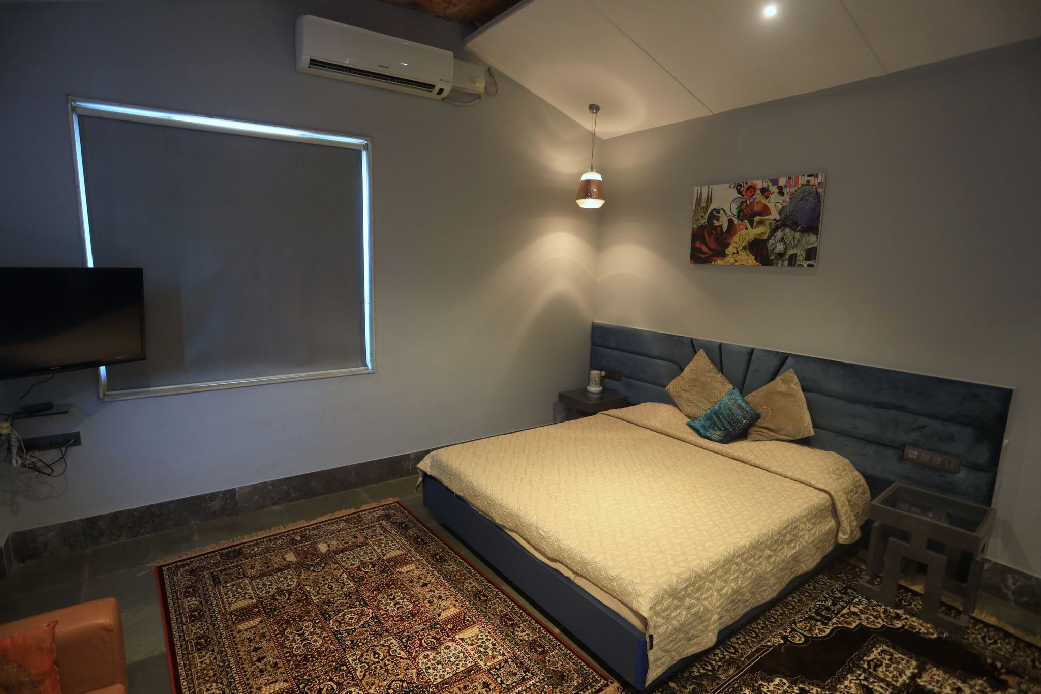 360 SOUTH Ultra Luxury Suite with Mountain and Valley View 6