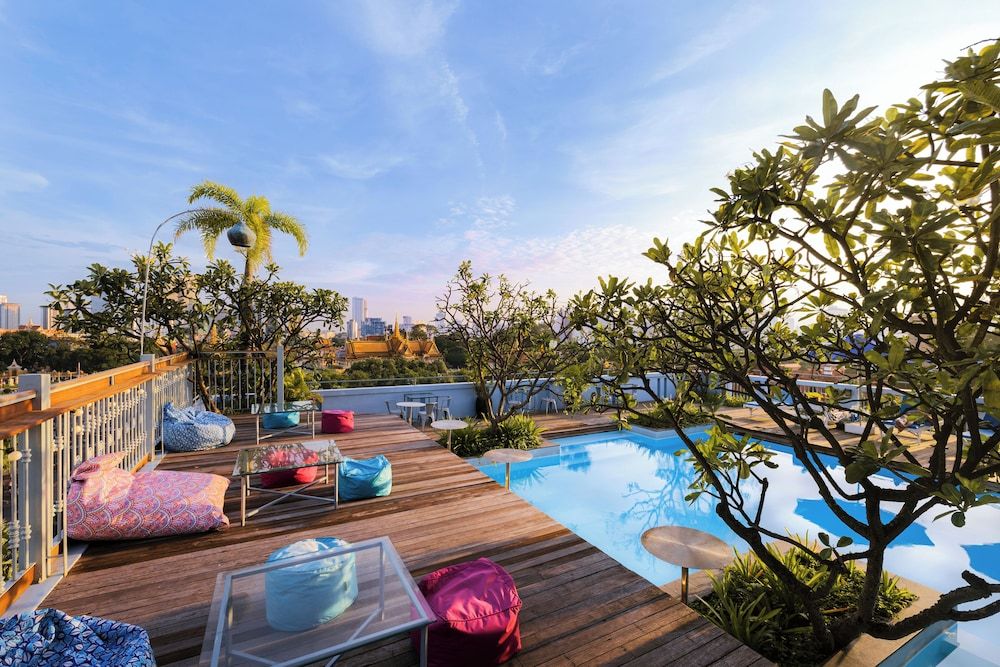 undefined Frangipani Royal Palace Hotel