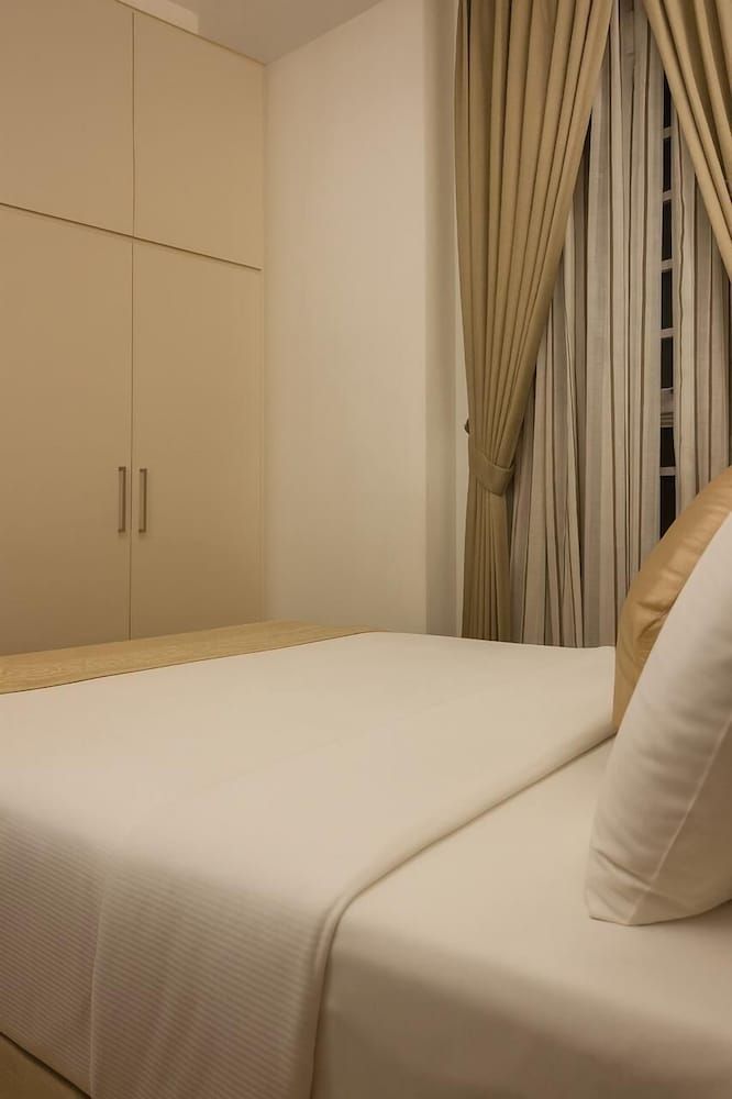 undefined Unique Towers Luxury Boutique Suites 6