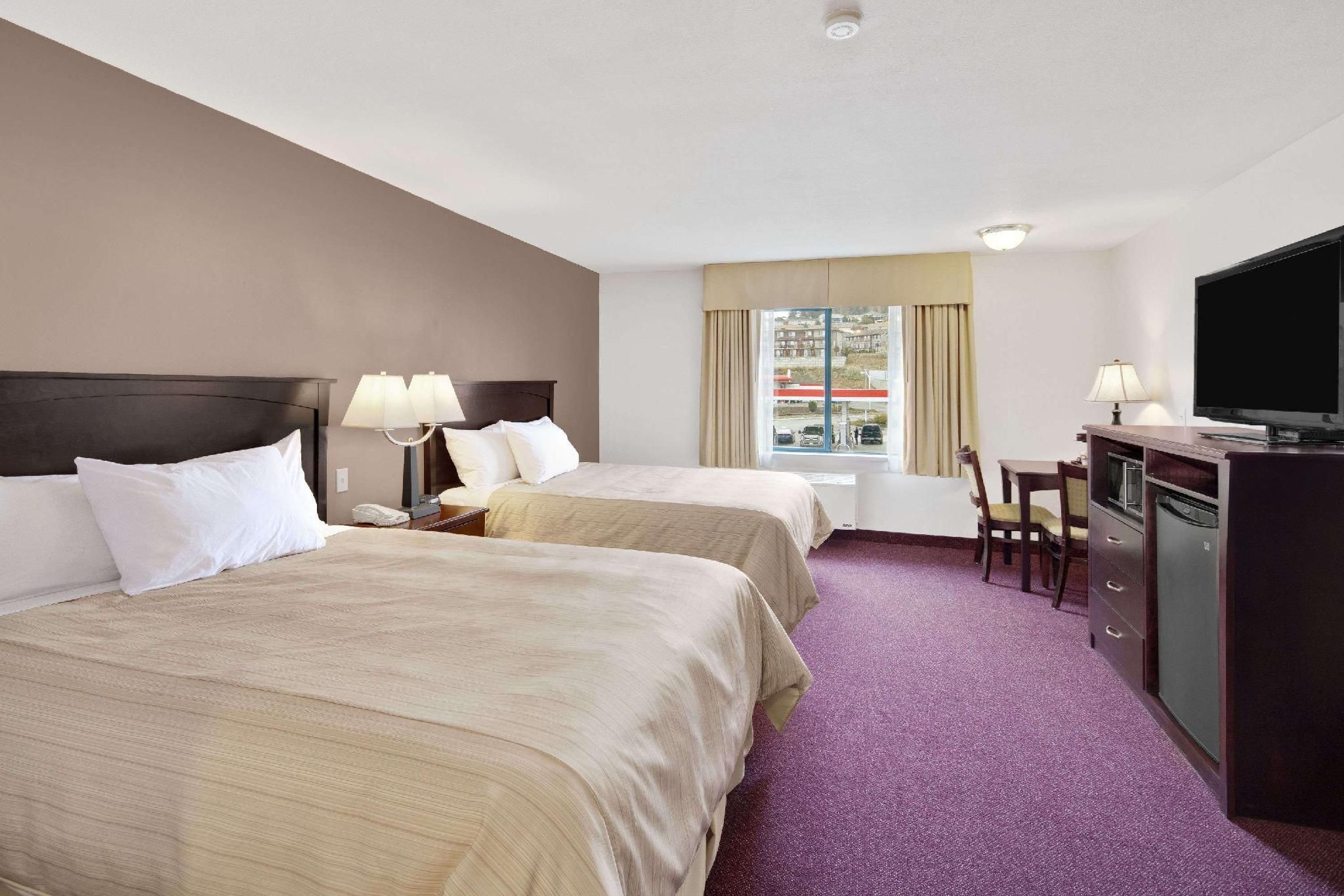 2 Queen Beds, 2-Bedroom, Suite, Non-Smoking