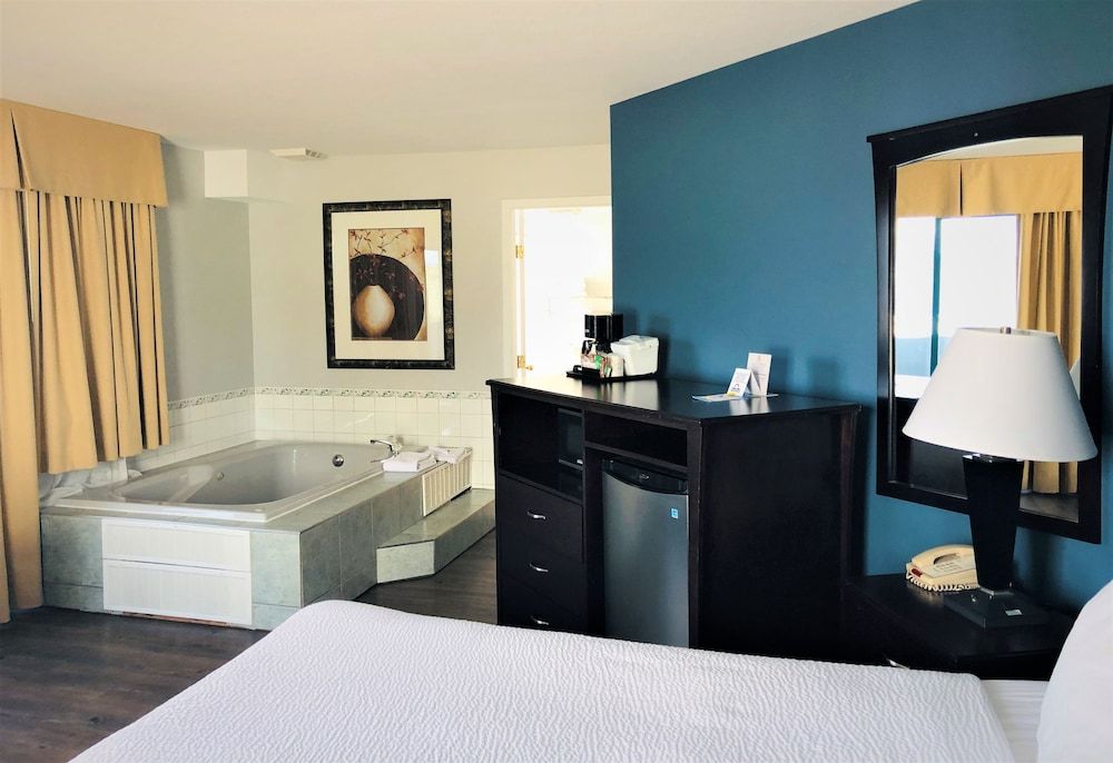 Upgraded, Honeymoon Single Room, 1 King Bed, Non Smoking