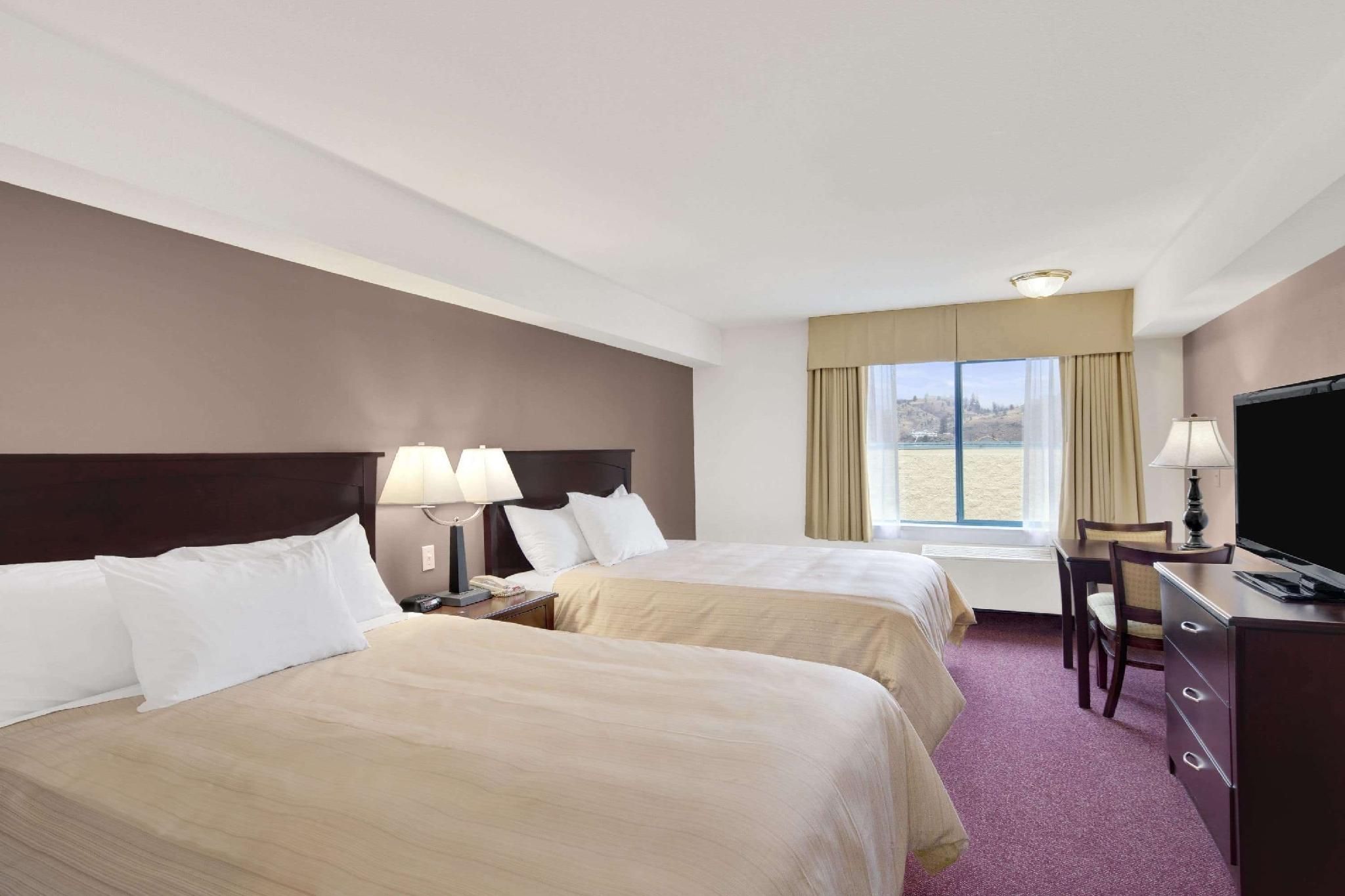 2 Queen Beds Accessible Non-Smoking