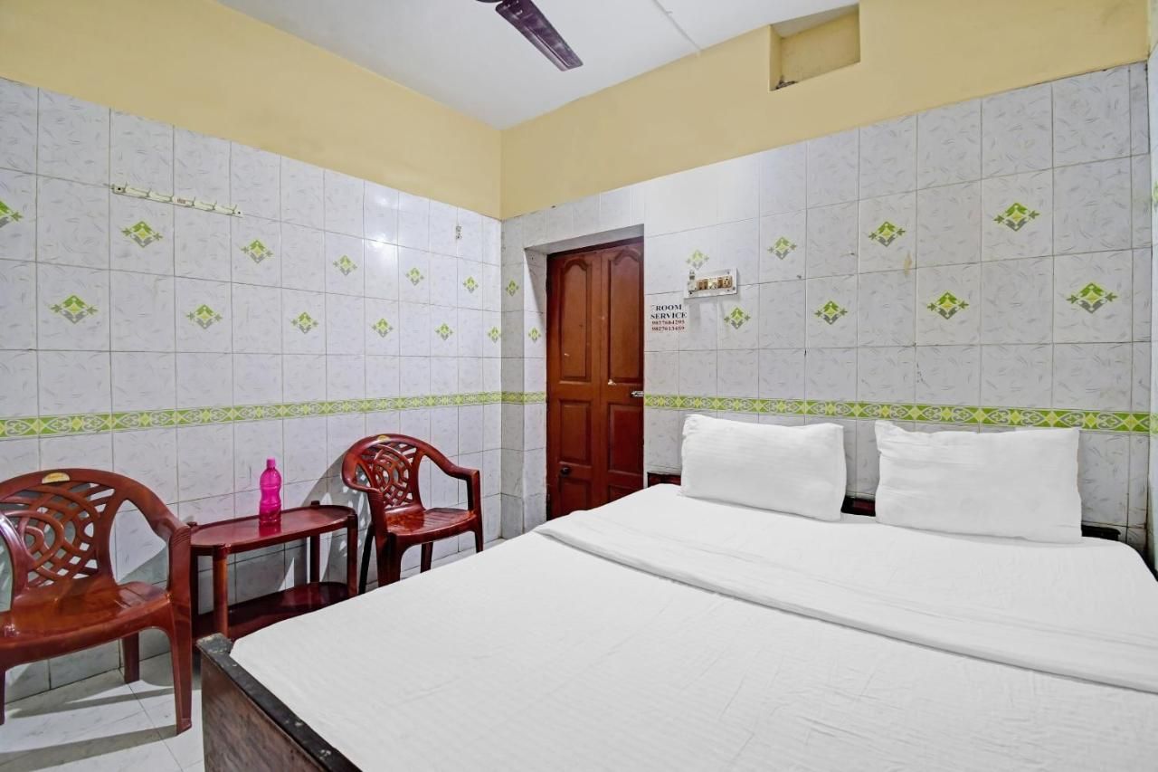 OYO 805742 Vikram Lodge Classic