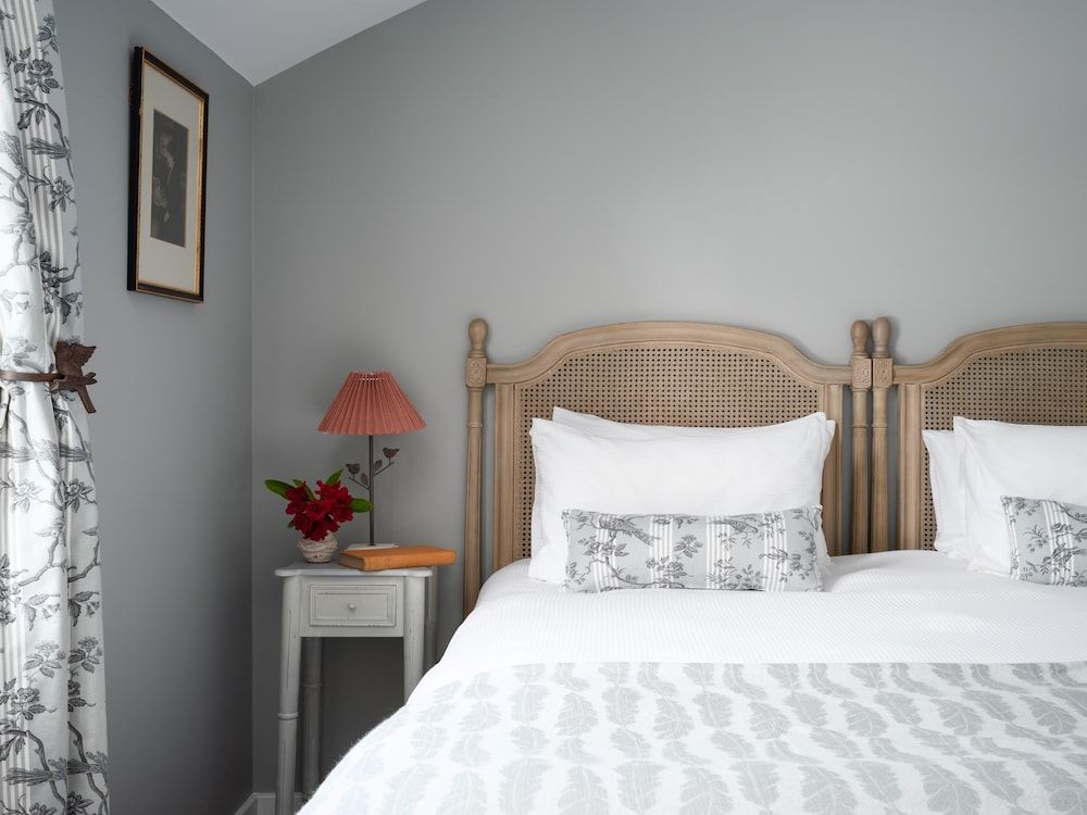 Meikleour Arms Hotel and Restaurant Cottage, Ensuite (2 Bed-Walled Garden)