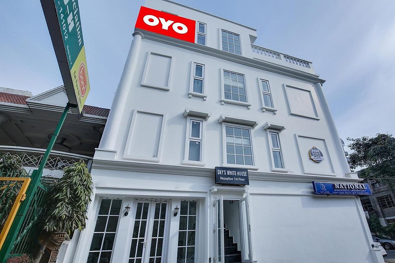 Hotel O Sky White House