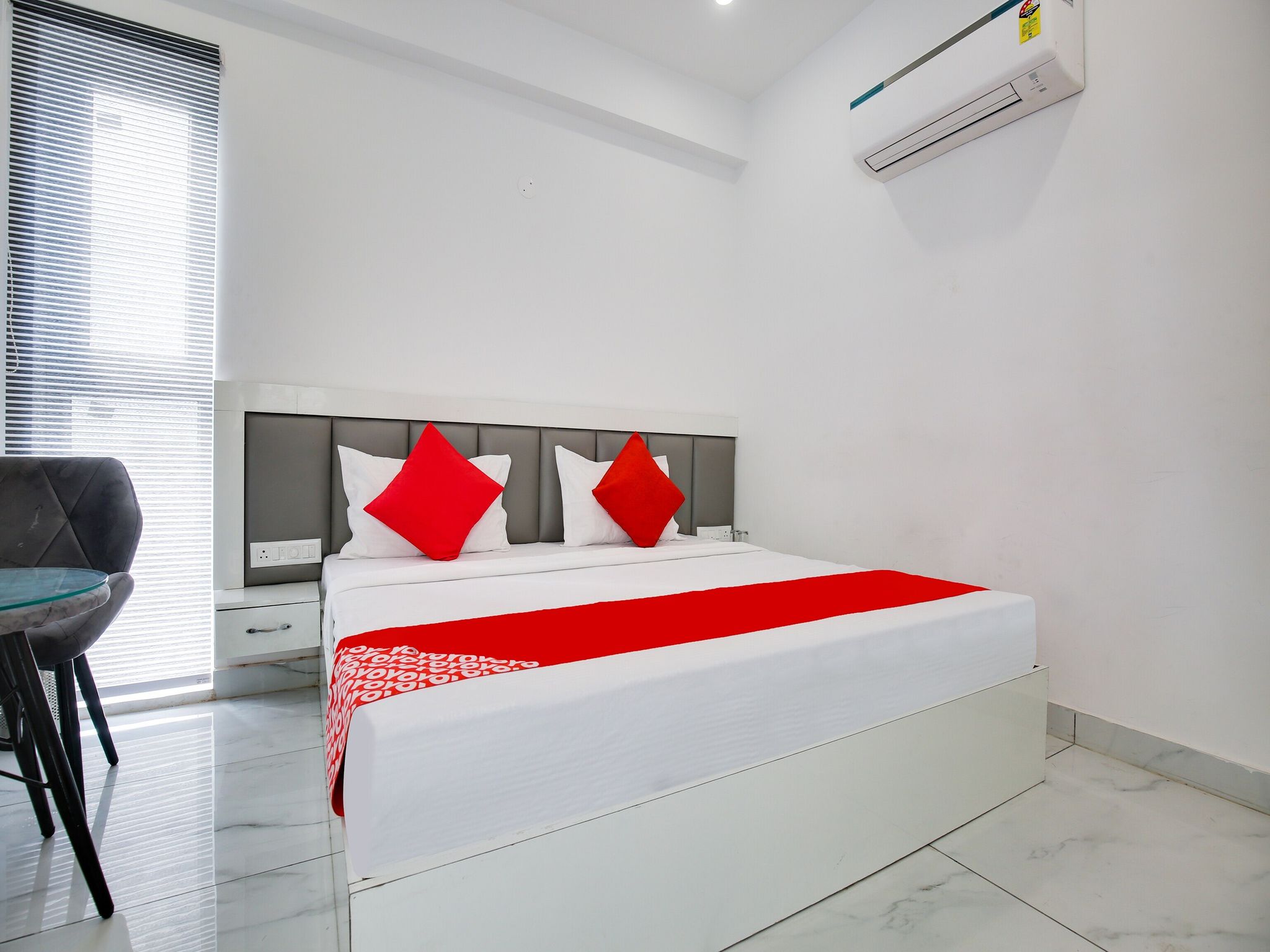 Hotel O Sky White House Classic 13