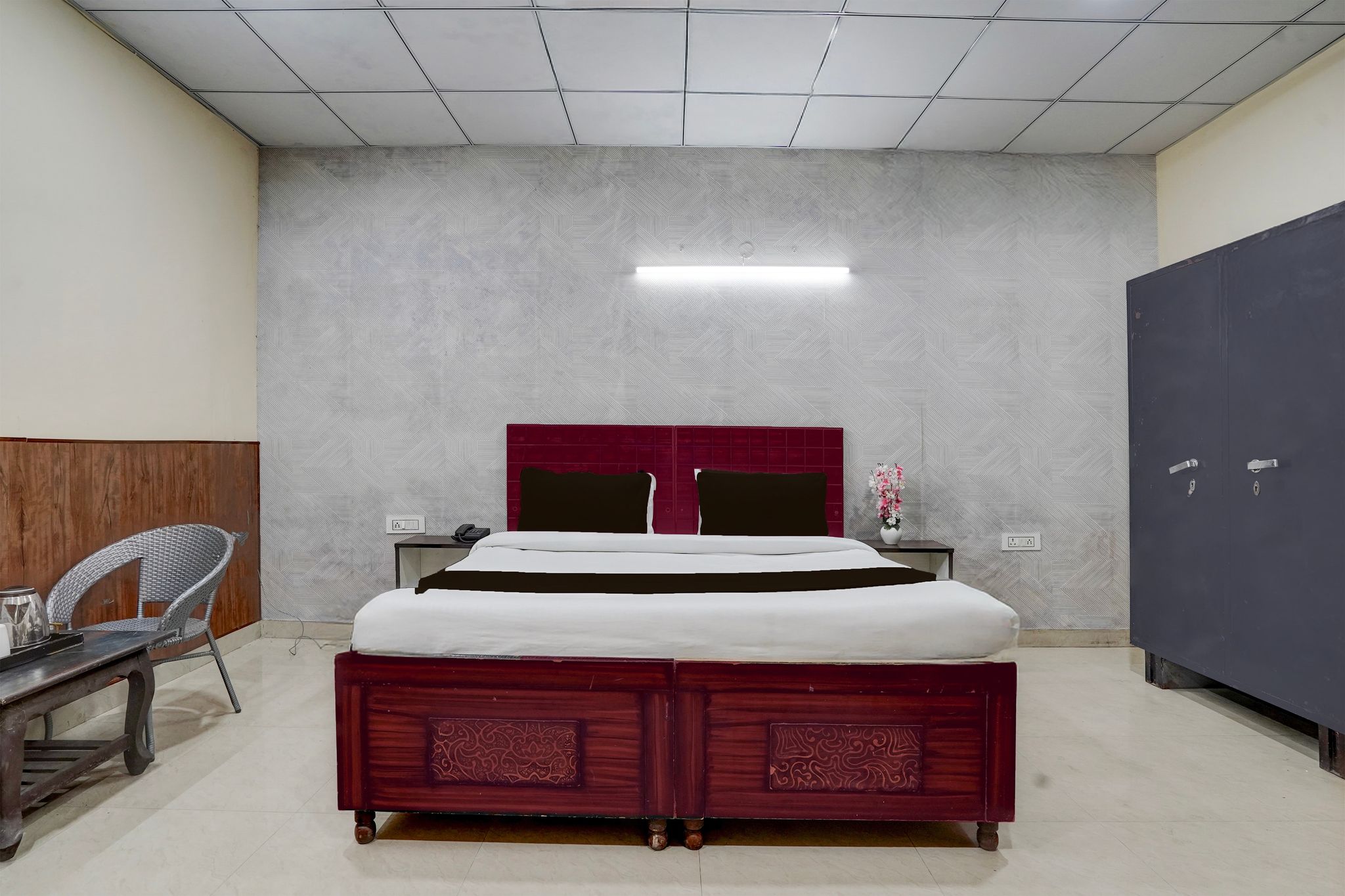 Hotel O by OYO Sector 58 Mohali Formerly Hotel Alpha