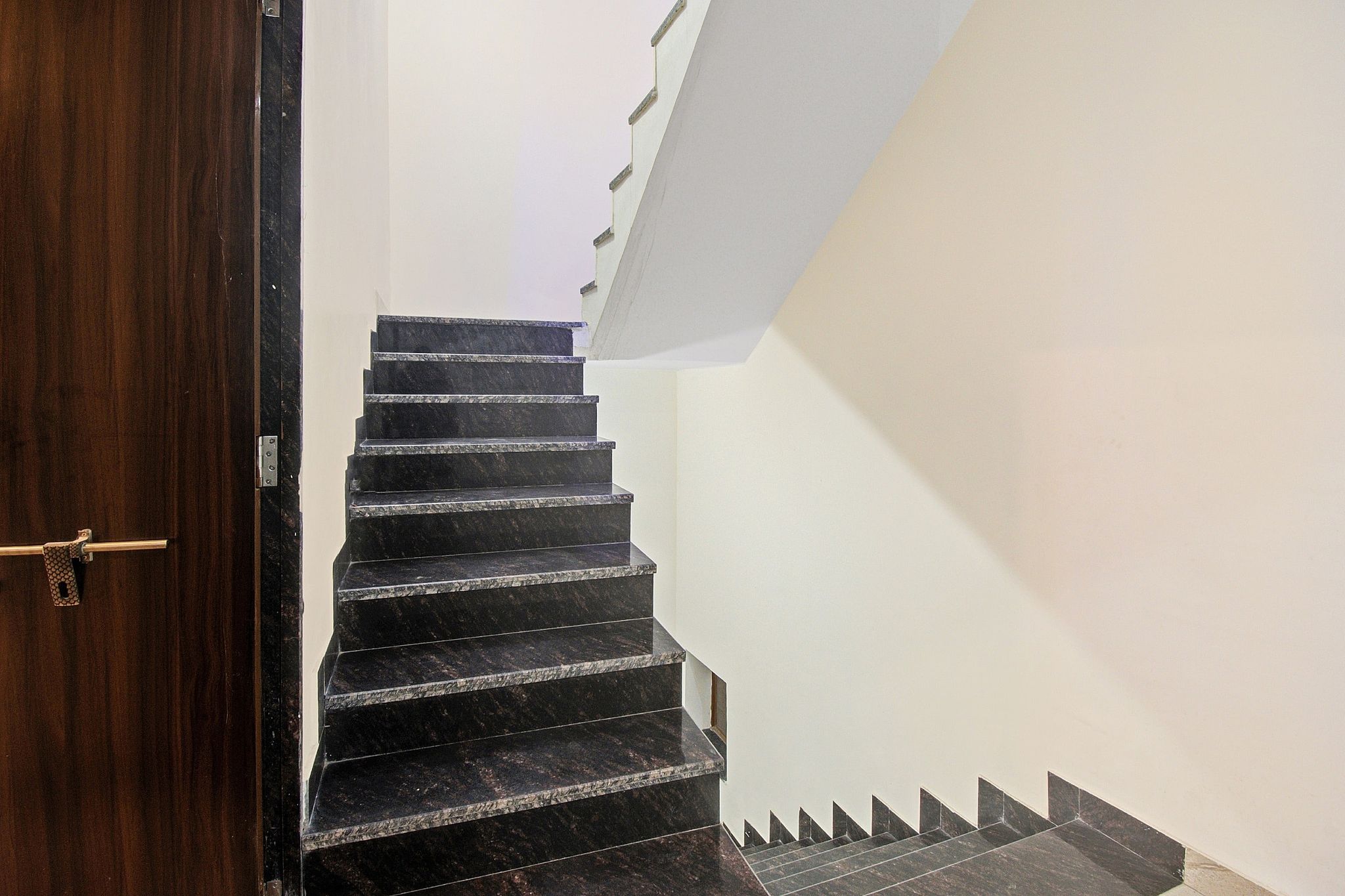 Hotel O RJ 14 RADHIKA HOTEL AND RESTAURANT