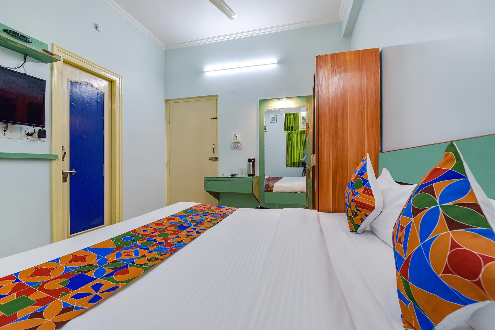 FabHotel Stay Bridge