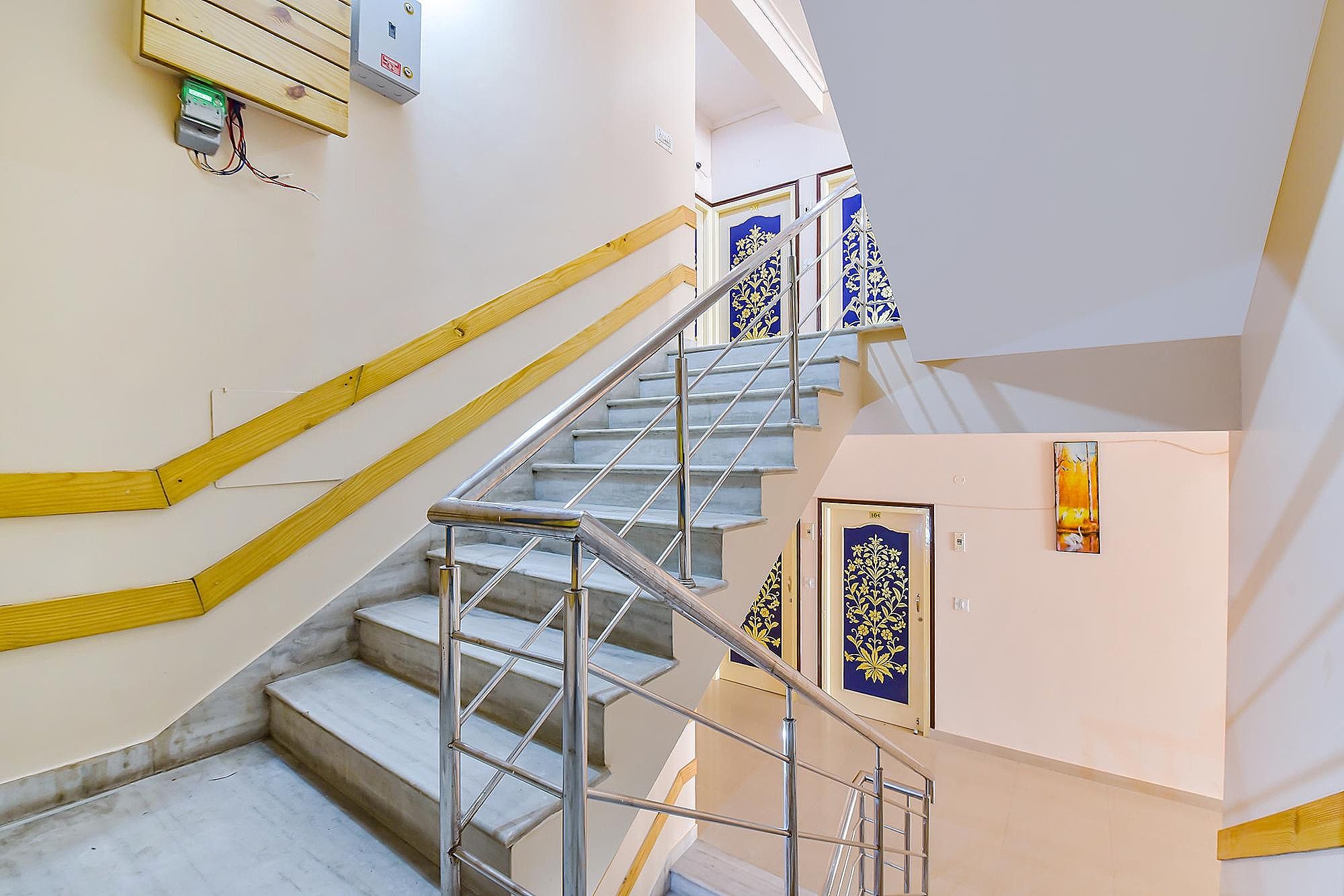 FabHotel Stay Bridge