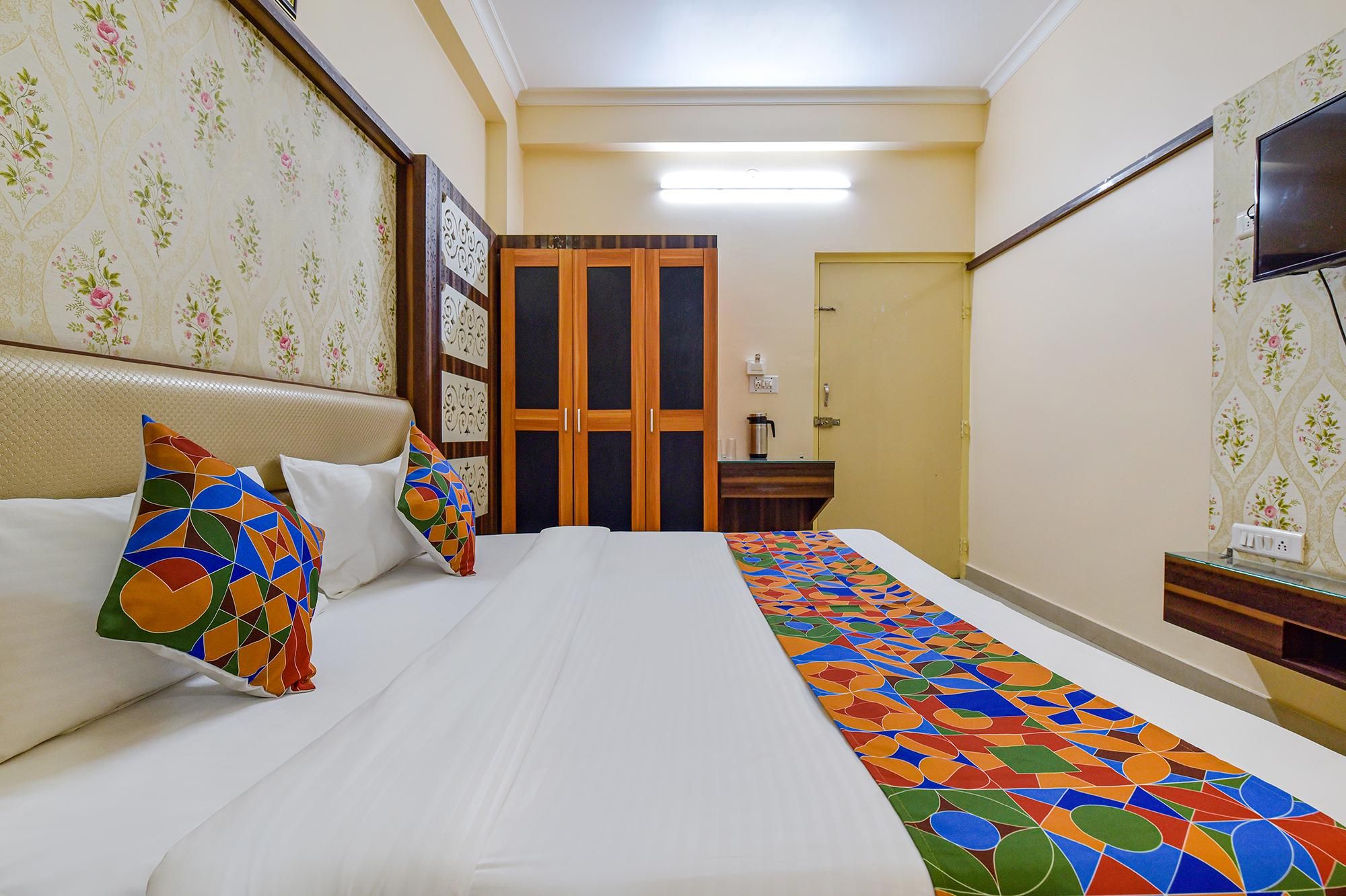 FabHotel Stay Bridge
