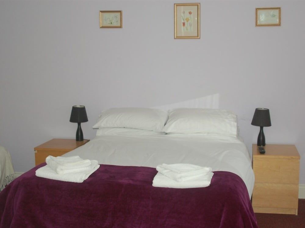 Falcons Nest Double Room, Ensuite (1)