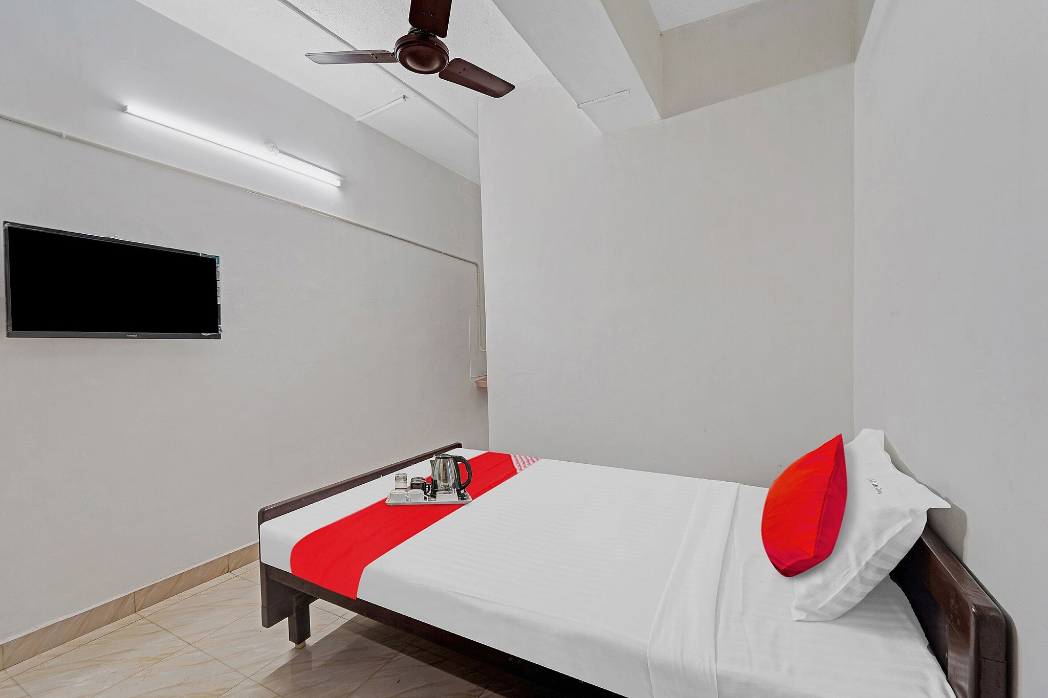 Hotel O Grand Pallavaram Classic 7