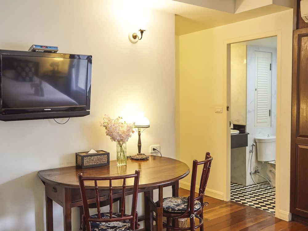 SSIP Boutique Dhevej Bangkok Deluxe Twin Room - Room Only 8