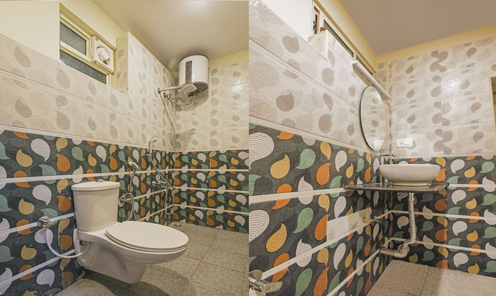 Treebo Naaz Royal Standard Double Room 12