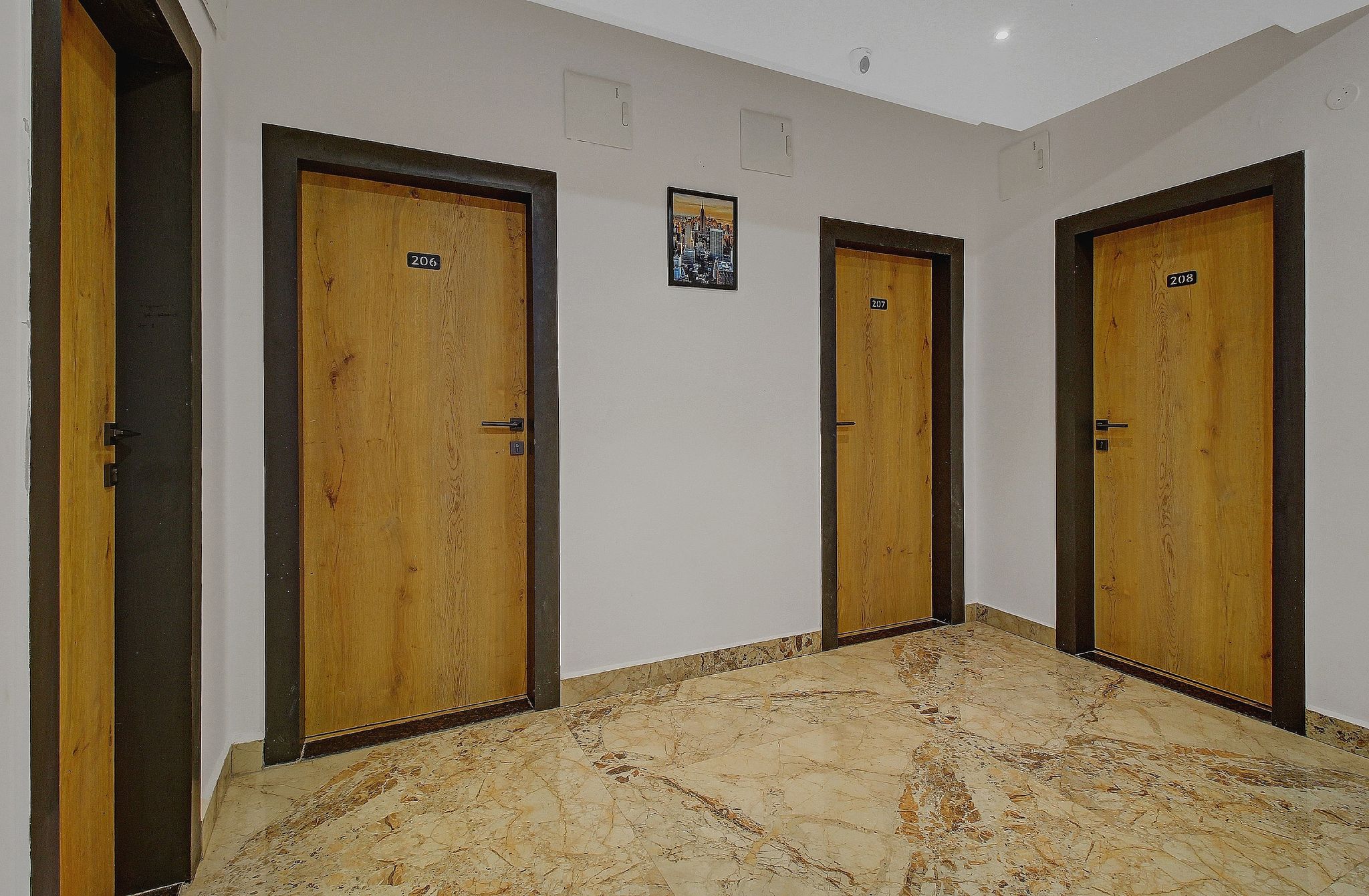 undefined Super Townhouse OAK Hitec City Near Image Hospital 4