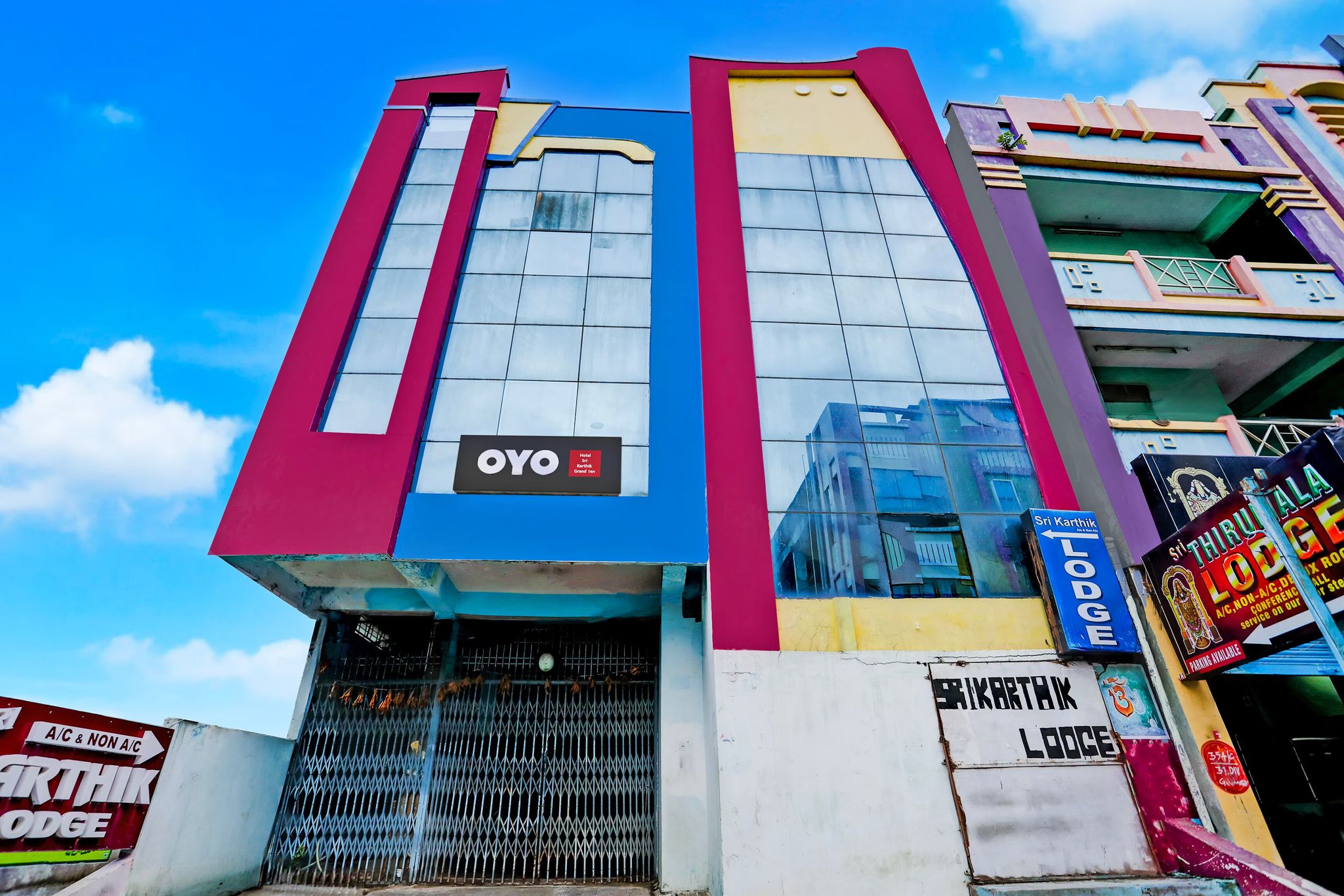 SPOT ON SRI KARTHIK GRAND INN