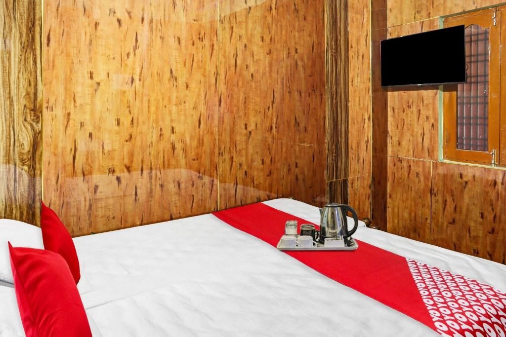 Single Room with Bathroom