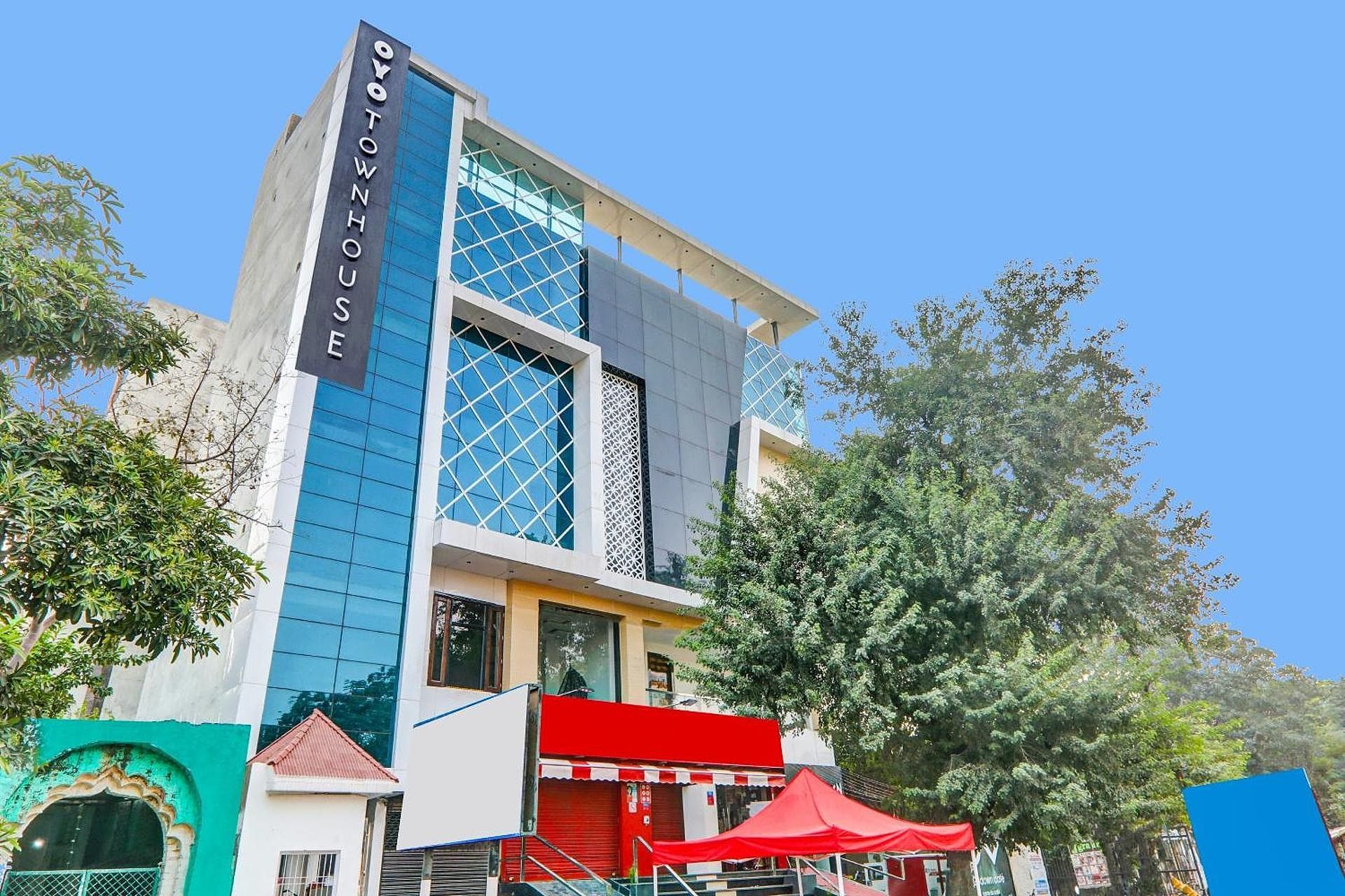 Super Collection O Hotel Blueline