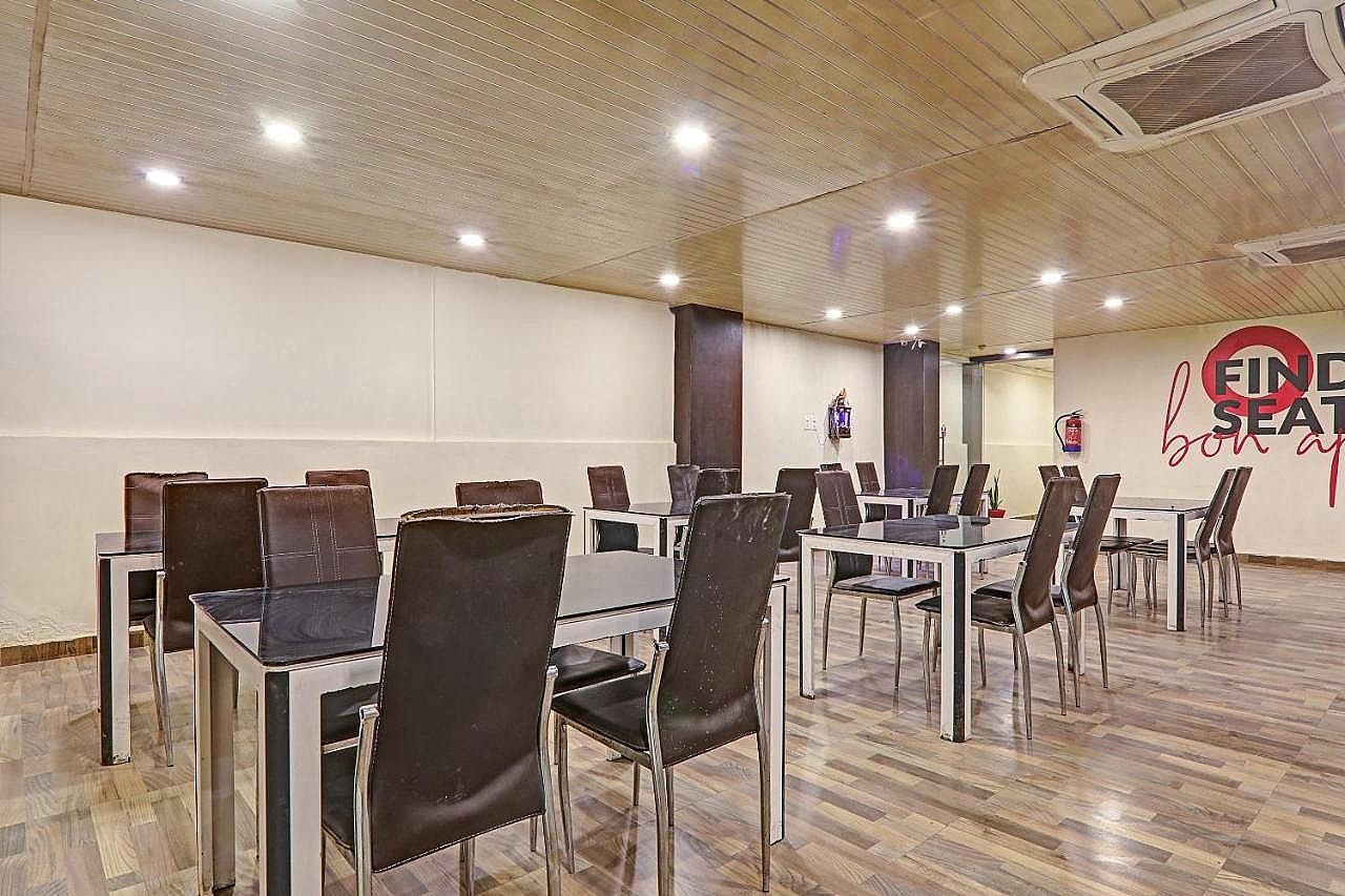 undefined Townhouse Hotel Impact 5