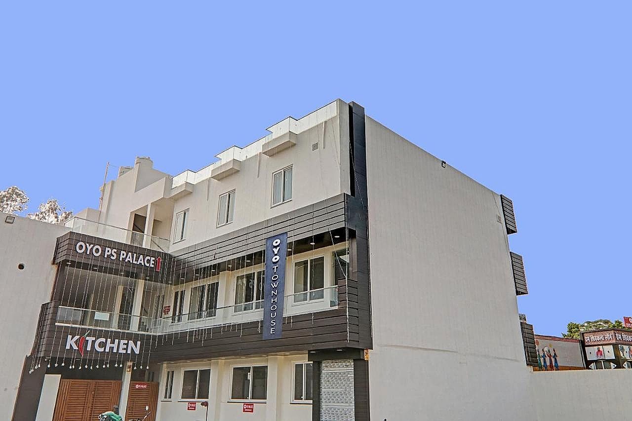 undefined Townhouse P.s.Palace Near Amausi Metro Station 8