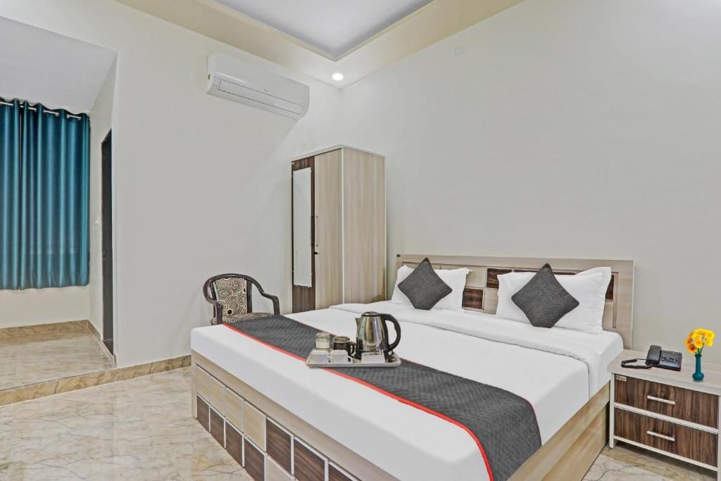 undefined Townhouse P.s.Palace Near Amausi Metro Station 5