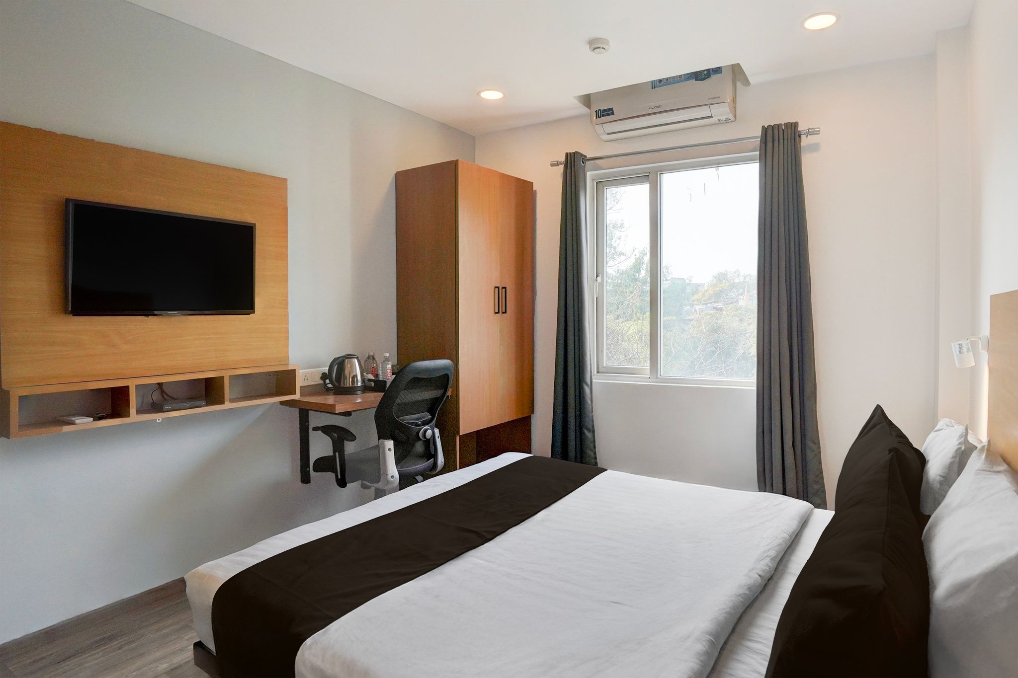 Super Townhouse Deva Road Lucknow Classic 3