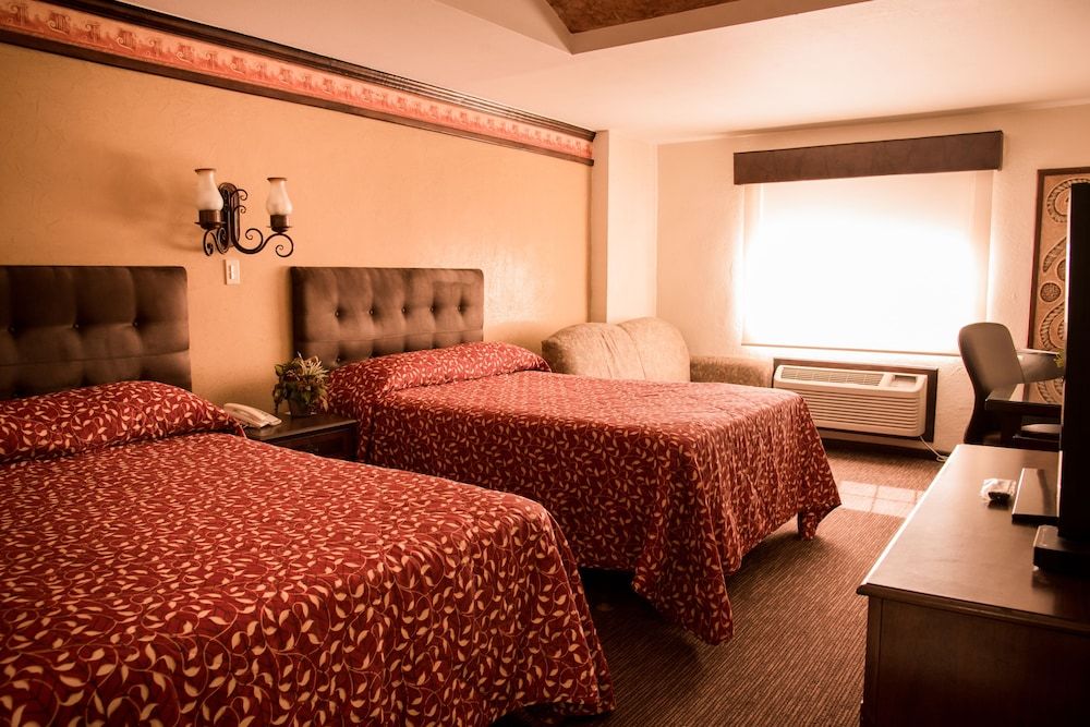 Hotel Maria Bonita Consulado Americano Family Room, 1 Bedroom, Refrigerator 3