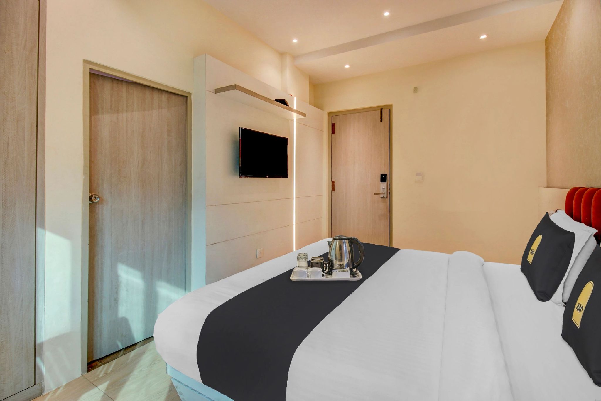 Super Townhouse Geetraj Near Shalimar Gateway Classic Room 2