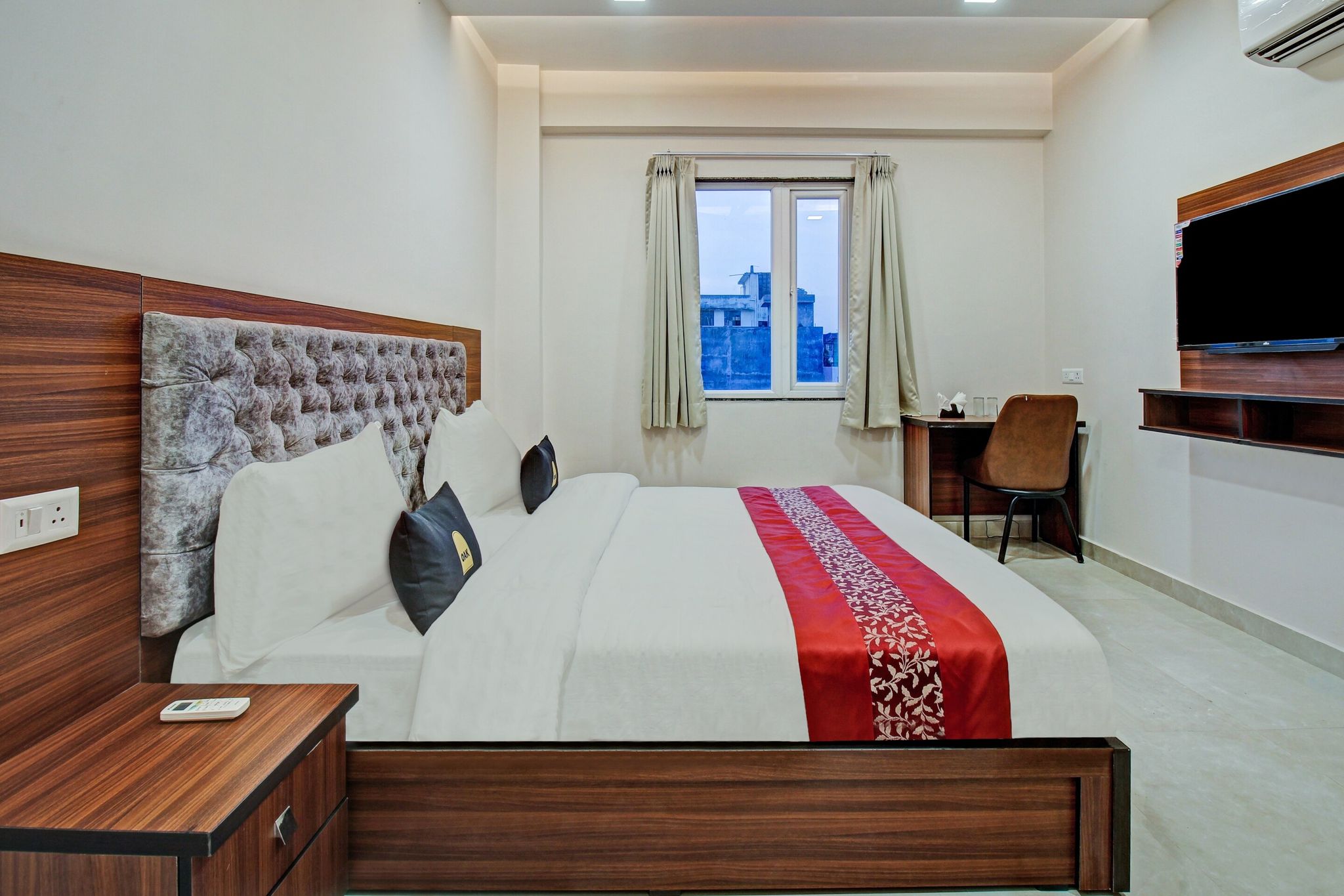 Super Townhouse Kathauta Lake Formerly Shivanya Classic