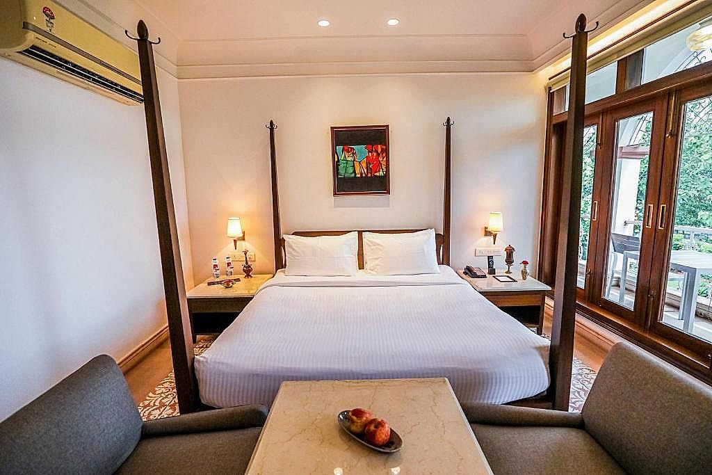 Saptapuri Varanasi by Royal Orchid Hotels Limited Kutir with Private Balcony/ Lawn ( Clear View Namo Ghat) 2