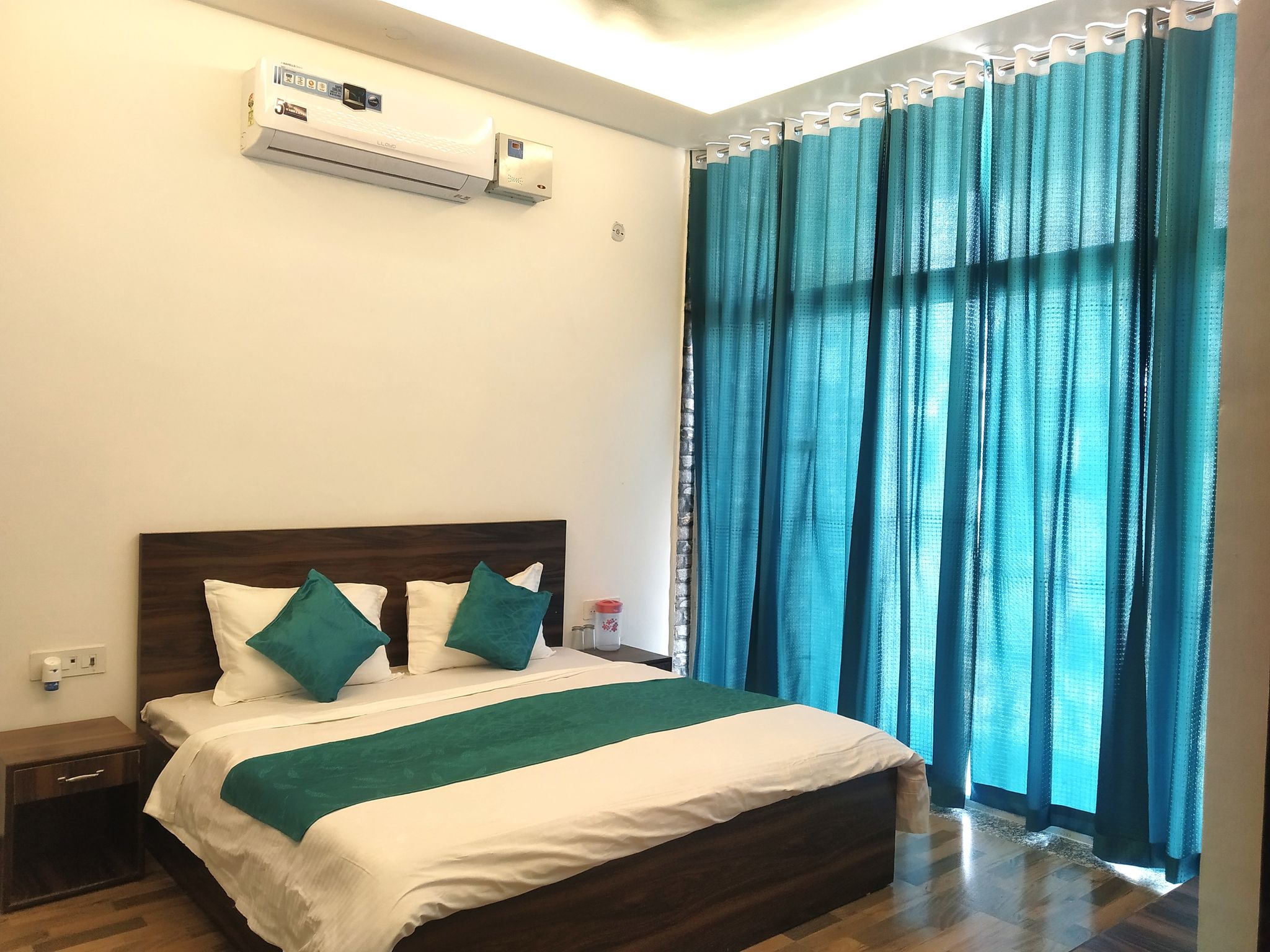 Hotel NV Palace Deluxe Double Room 3