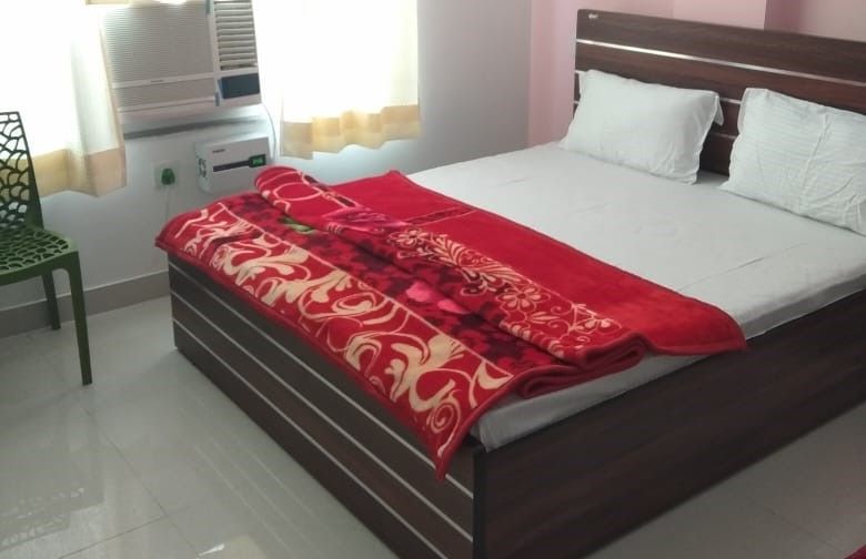 Hari Vilas Bhawan Deluxe Room 3