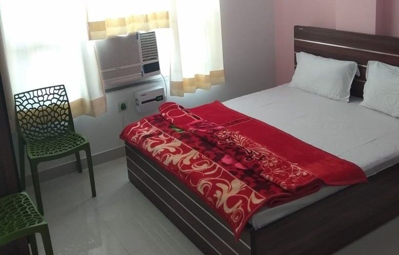 Hari Vilas Bhawan Deluxe Room 4