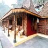 Villa Borobudur Resort