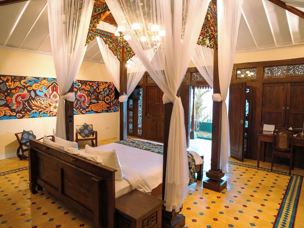 Villa Borobudur Resort Suite