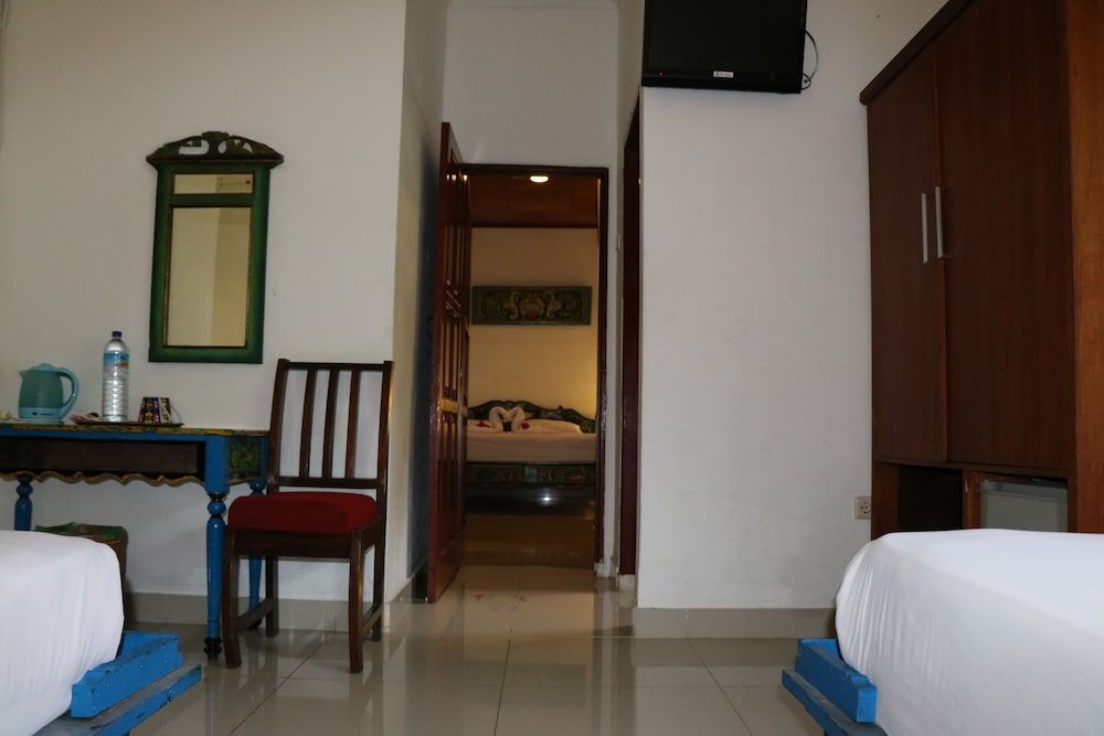 Puri Bunga Senggigi Deluxe Room 21