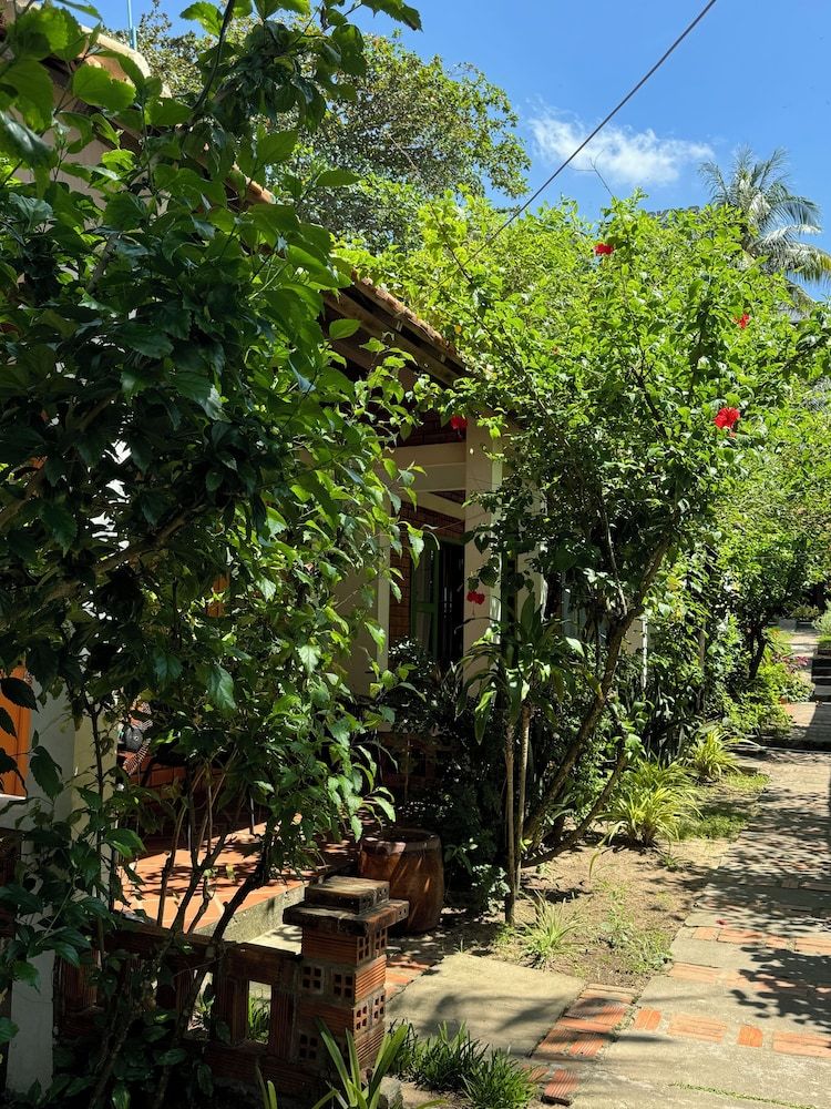 undefined Phu Quoc Kim - Bungalow On The Beach 8