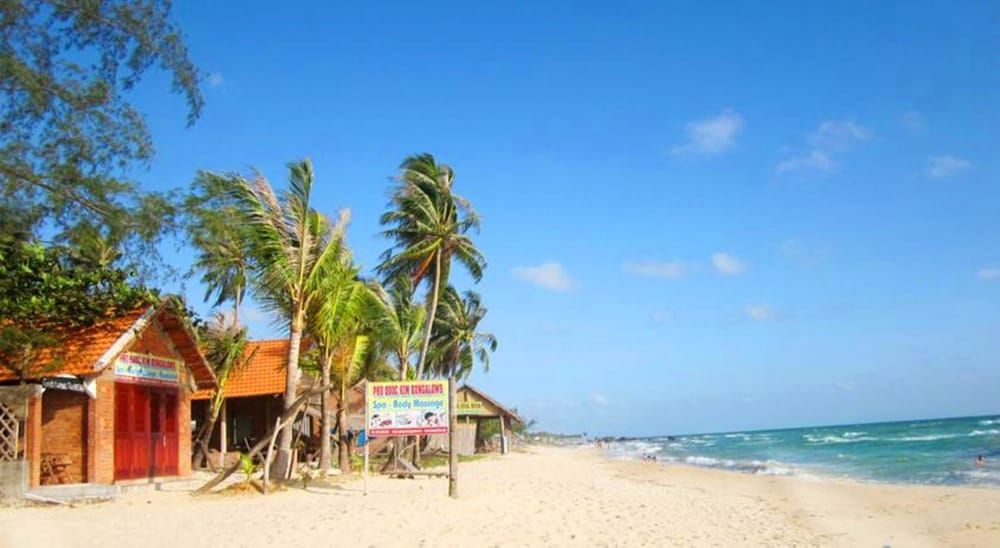 undefined Phu Quoc Kim - Bungalow On The Beach 9