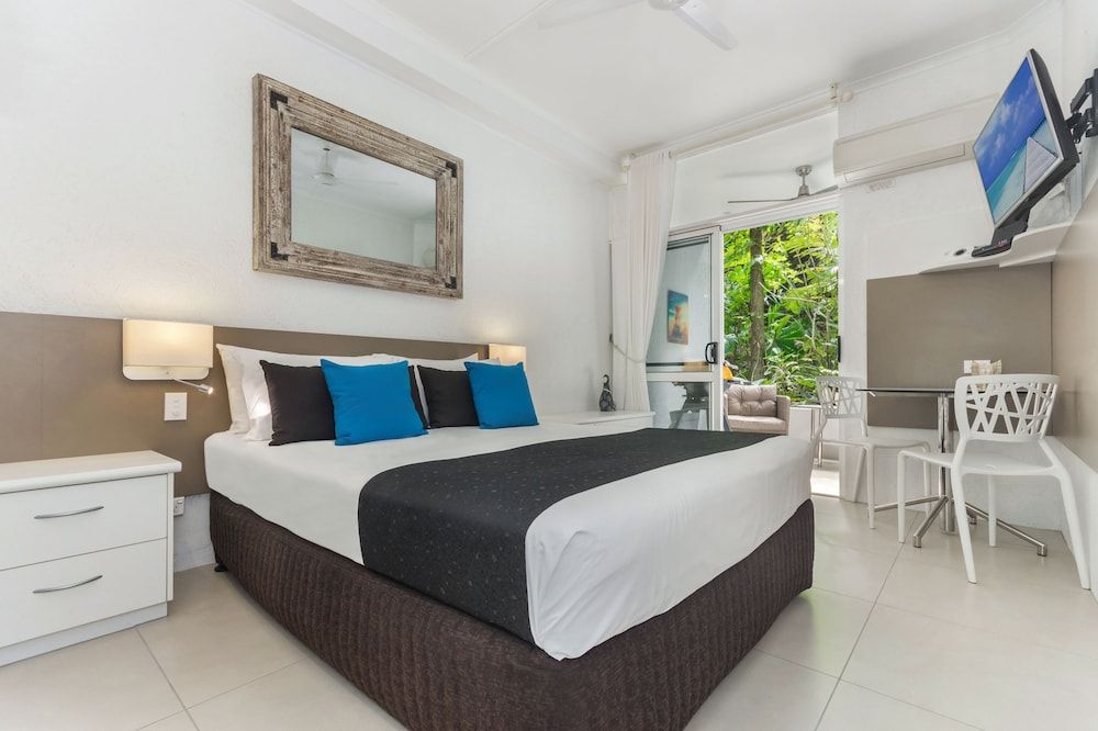 By The Sea Port Douglas Studio with Tropical Garden (Economy) 2