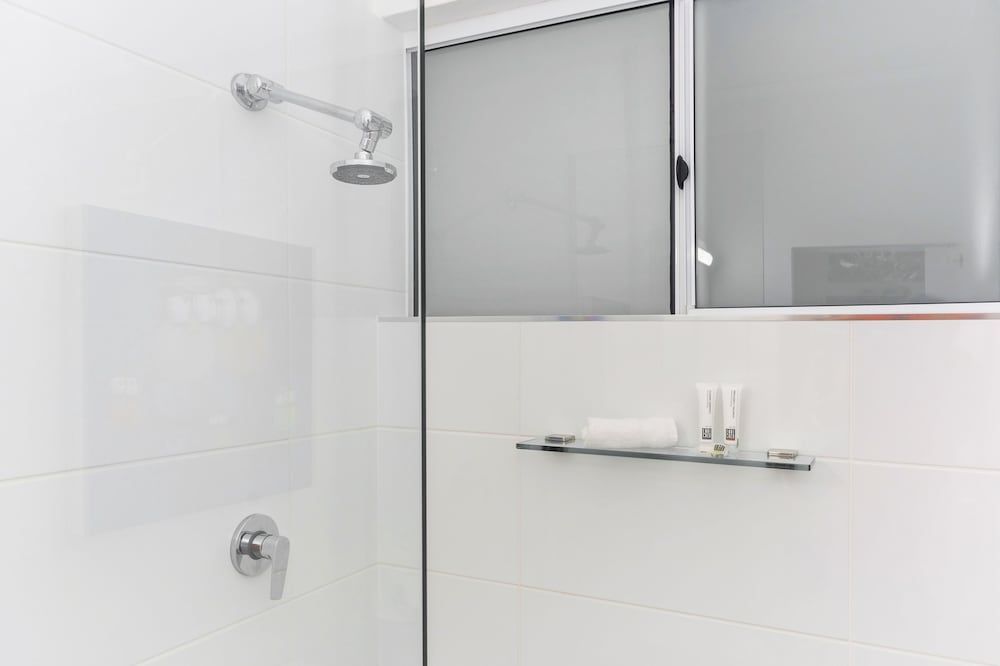 By The Sea Port Douglas Studio with Tropical Garden (Economy) 5