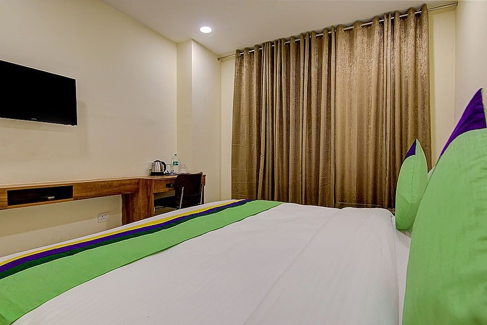 Treebo Torque Standard Double Room 6