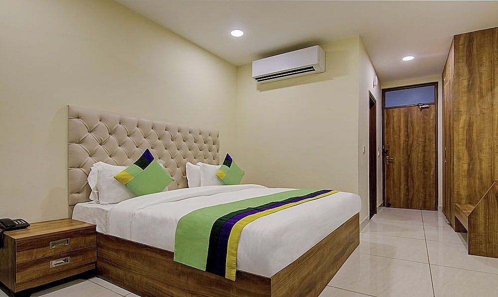 Treebo Torque Standard Double Room 2