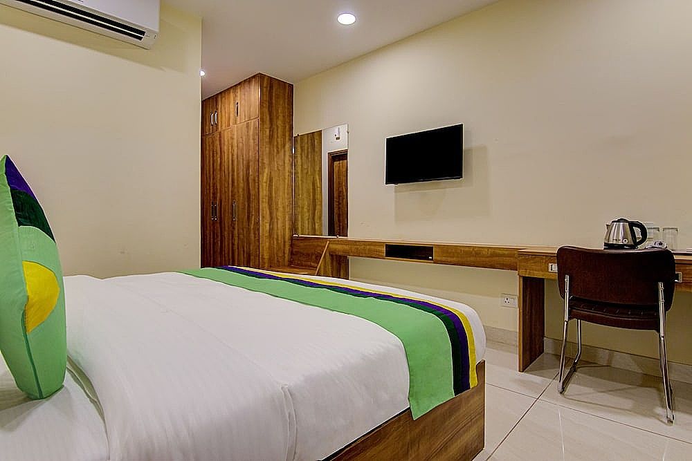 Treebo Torque Standard Double Room 3