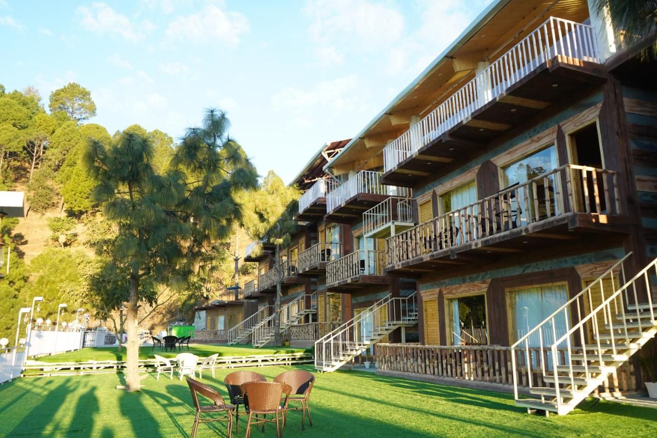 undefined Hamilton Palace 7