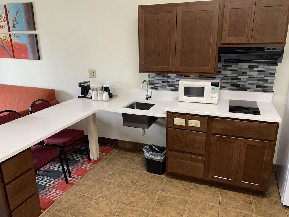 Sandalwood Studios & Suites 1 King Bed with Sofa/Kitchenette Non-Smoking 3