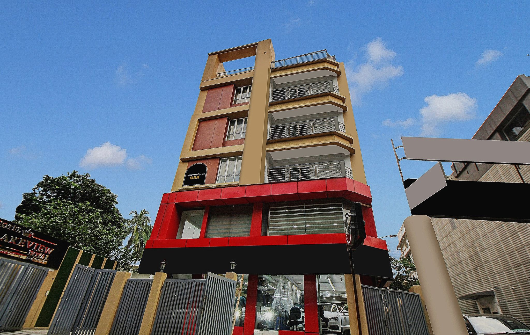 Super Townhouse Oak Hotel Lake View Royal Near Science City