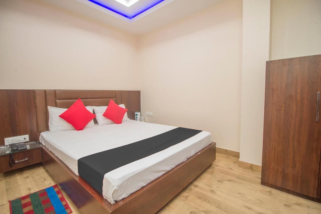 Small Single Room
