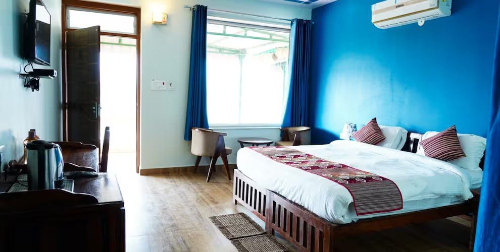 King Lake View Rooms