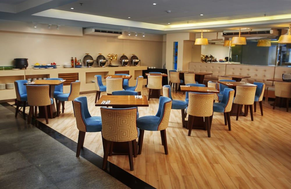 undefined St. Mark Hotel 8